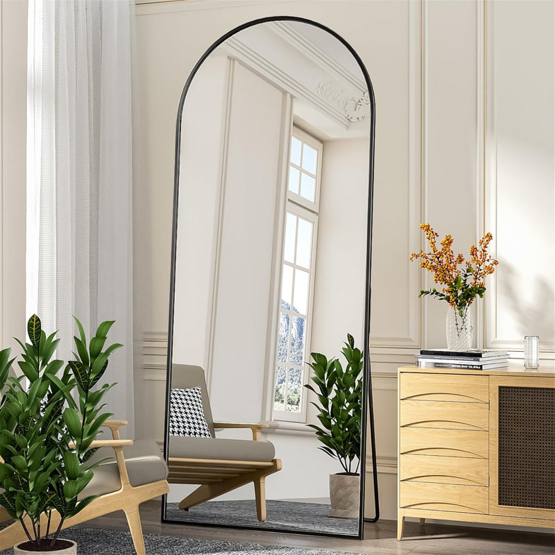 Miroir surdimensionné arqué en métal surdimensionné, 64 po x 21 po, Noir