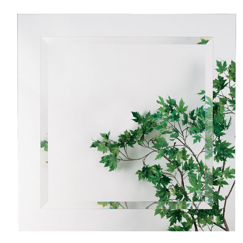 Miroir accent biseauté moderne et contemporain, H 28 po x l 28 po
