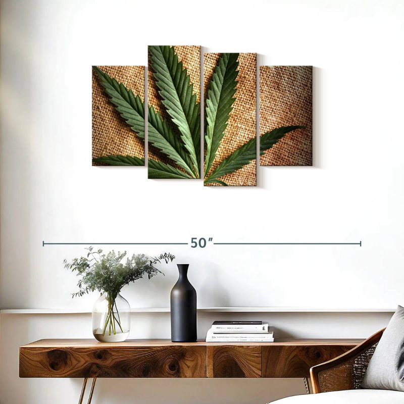 Marijuana sur bois, H 22 po x l 36 po