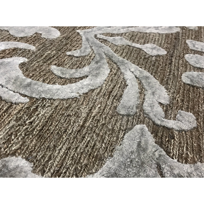Hand-Knotted High-Quality Gray Area Rug