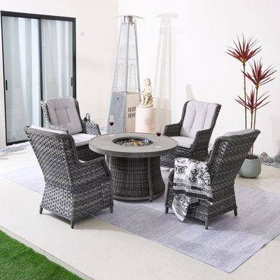 Aeryna Wicker/Rattan 4-Person Seating Group With Cushions