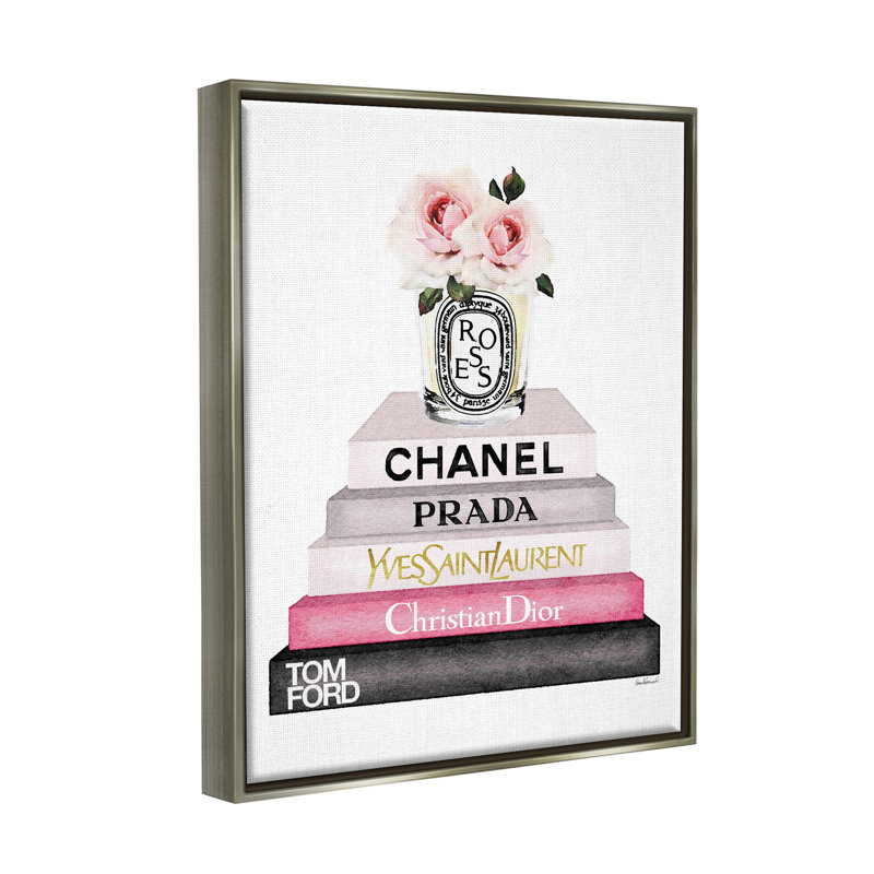 Art mural, pile de livres, bougie rose sur toile par Amanda Greenwood, H 31 po x l 25 po x P 1,7 po