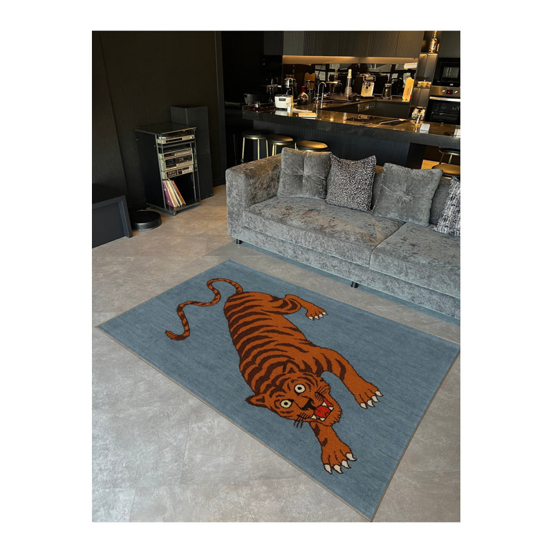 Tapis gris tissé à imprimé tigre Mosso, 3 pi 3 po x 9 pi 10 po
