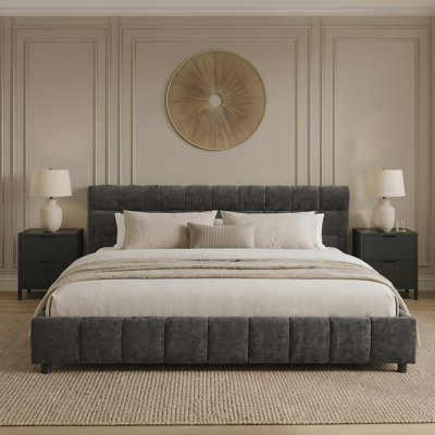 Lit tapissier très grand californien, base de lit rembourrée confortable, tissu chenille, avec tête de lit et base de lit solide. Avec tiroir de rangement - Gris foncé (90,5 po x 80,5 po x 31 po)