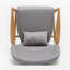 [Vidéo fournie] CHAISE CLUB, fauteuil club à structure en bois, gris