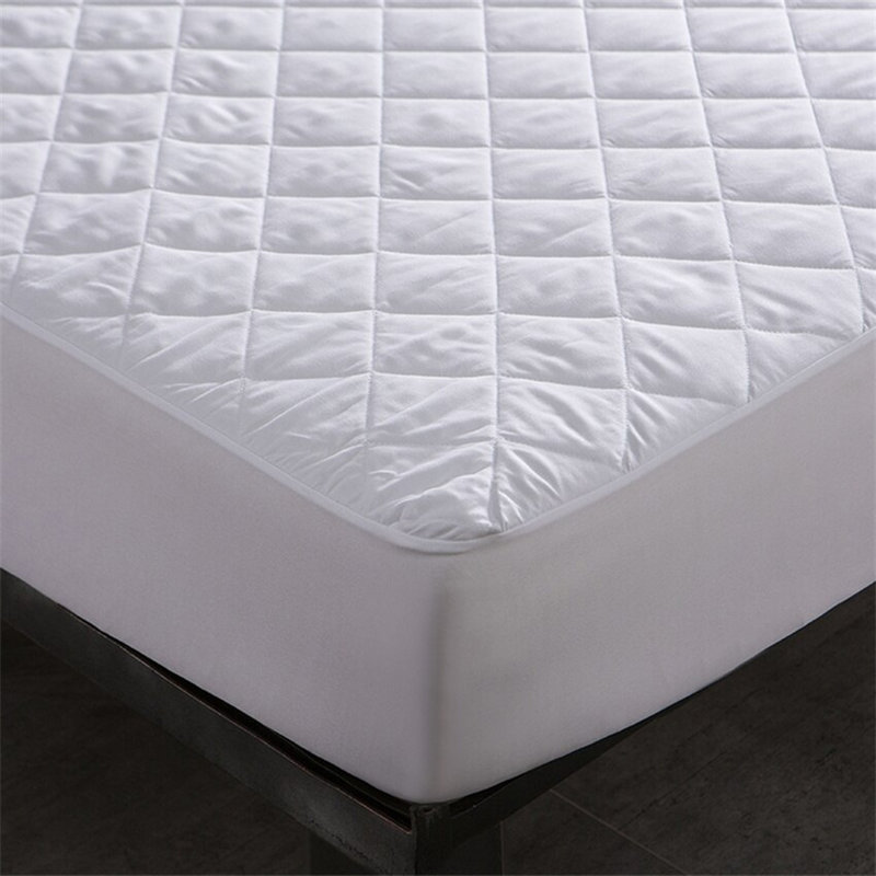Hypoallergenic Quilted Mattress Protector Breathable Cover, Kingsize (5')