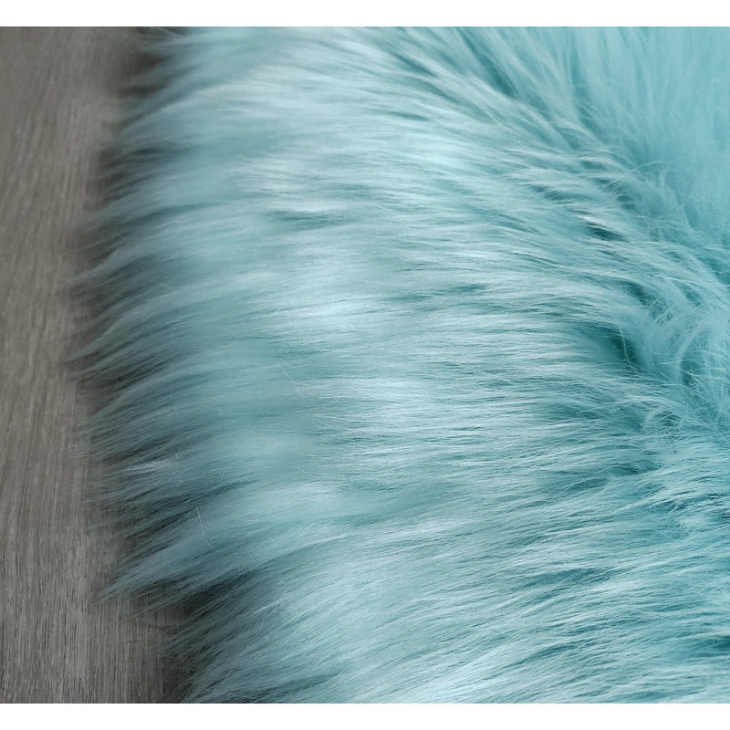 Mamed Faux Sheepskin Indoor Rug, Round 6'6"