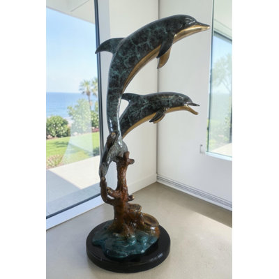 Grande sculpture en bronze avec dauphin et corail, base en marbre 18 po x 16 po x H 39 po