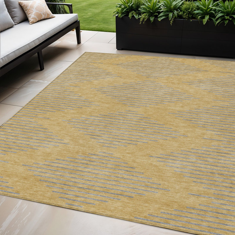 Tapis intérieur lavable à motif géométrique doré 5 pi x 8 pi