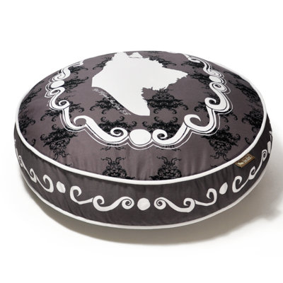 Victorian Cameo Round Bed Cover