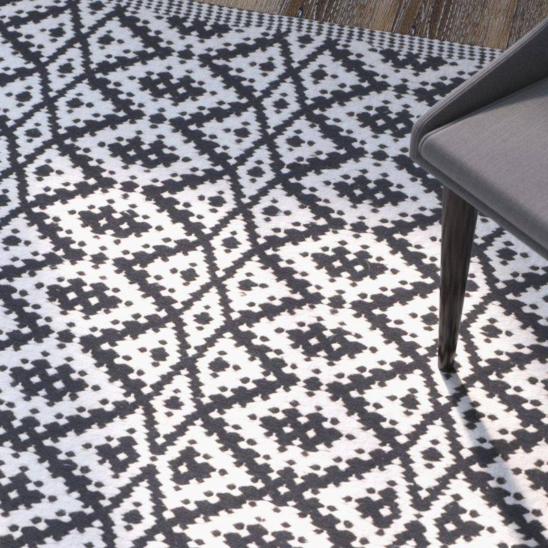 Whyte Hand Woven Cotton Ikat Rug, Rectangle 8' x 10'