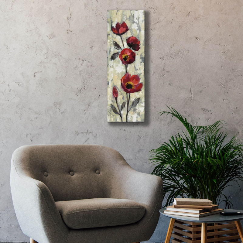 «Simple Red Floral I» par Silvia Vassileva, art mural sur toile, H 36 po x l 12 po x P 1,5 po