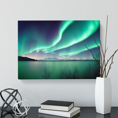 Stimulating Northern Lights - Wrapped Canvas