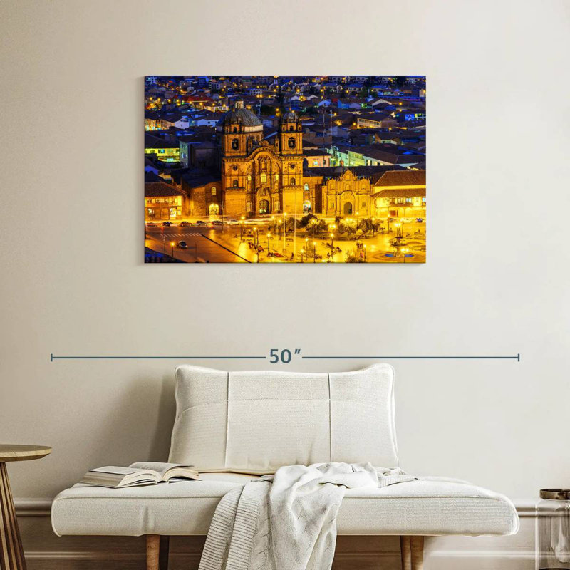 Adella Plaza De Armas la nuit, H 24 po x l 36 po