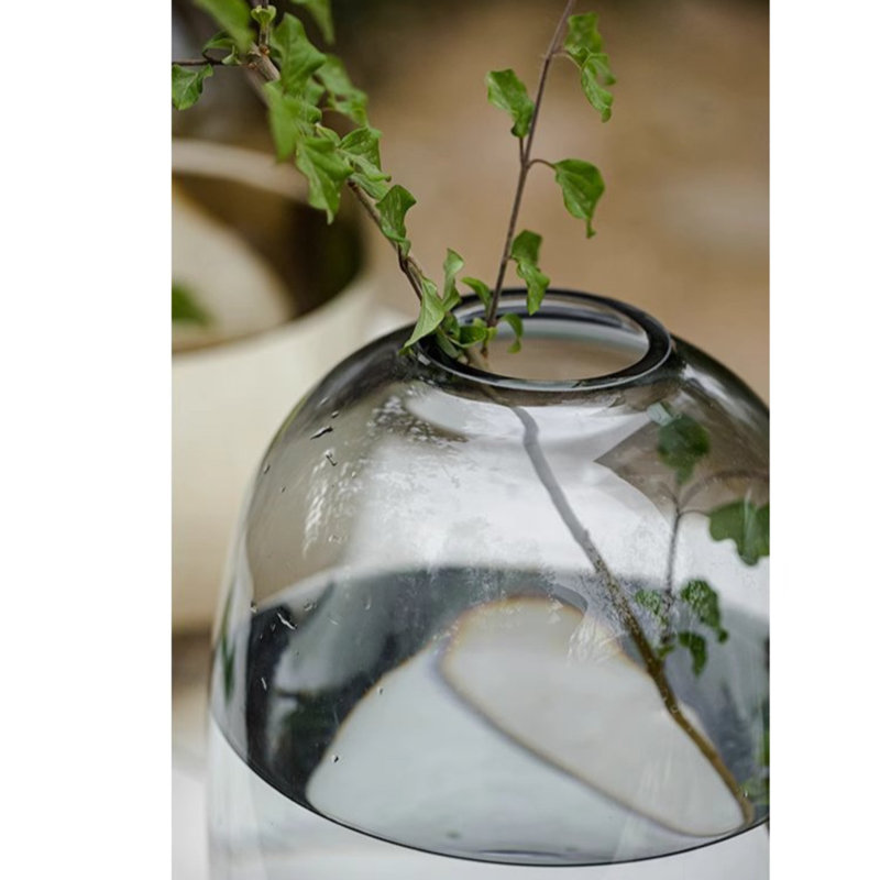 Vase de table en verre Everalda, Ambre transparent, H 10 po x l 6,5 po x P 6,5 po