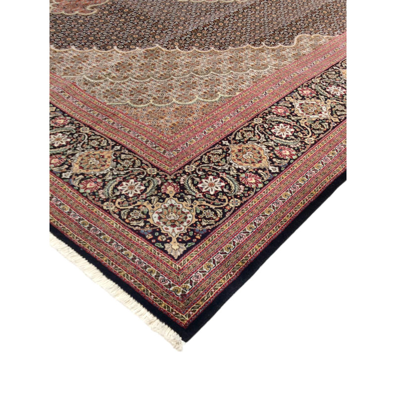 Tapis brun / rouge
