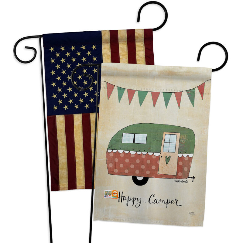 Drapeau de jardin en polyester 19 x 13 po Camper