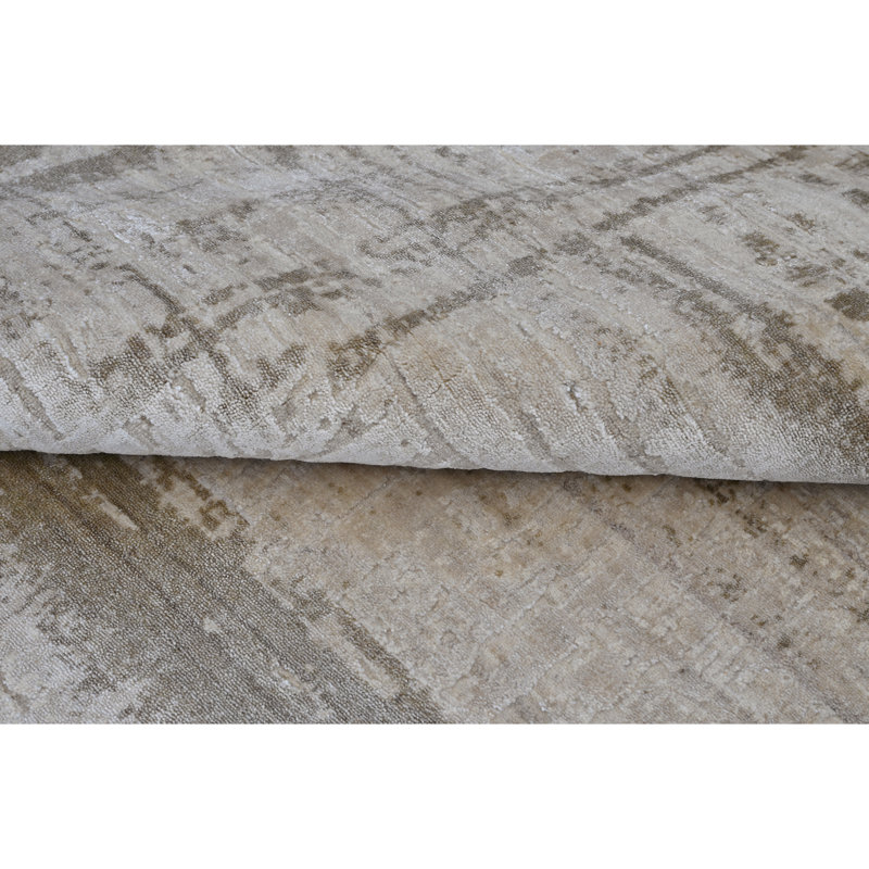 Hand Knotted Area Rug in Ivory/Camel, Rectangle 6' x 9'