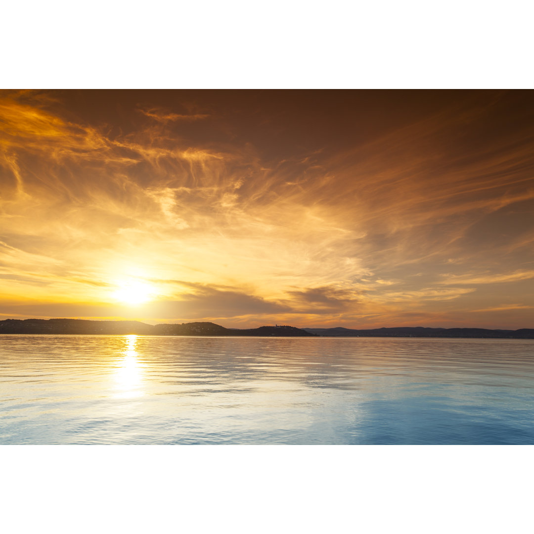 Sonnenuntergang über dem Wasser - Leinwandbild