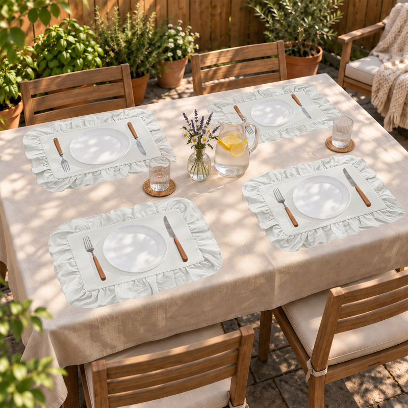 100% Linen Solid Ruffled Placemat, White