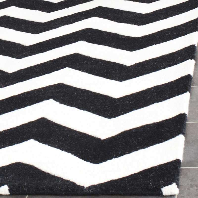 Teresita Hand Tufted Wool Chevron Rug, Rectangle 5' x 8'