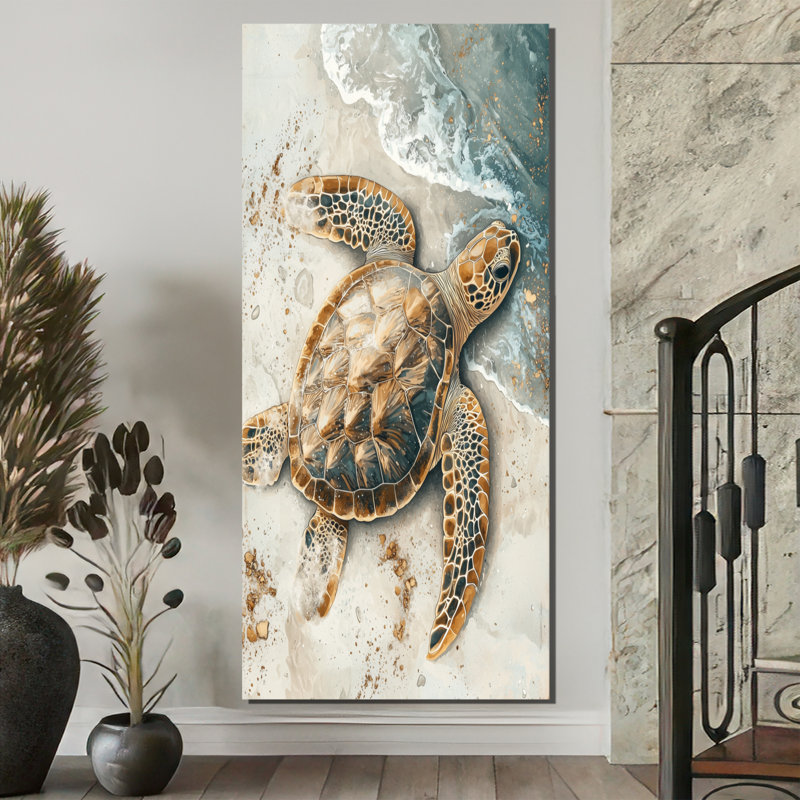 Tortue dorée Cohner sur la plage I - tortue, art mural, H 60 po x l 28 po, Toile tendue, Ne s’applique pas