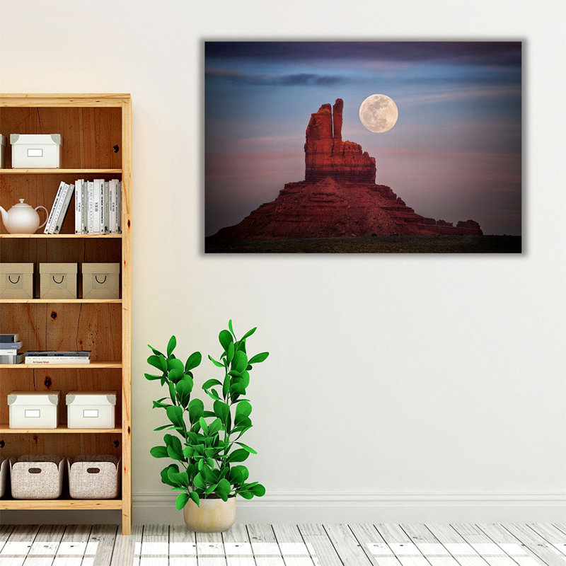 «Moonrise Over Monument Valley», reproduction d'art sur toile, H 32 po x l 48 po