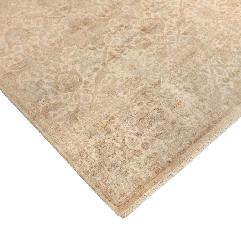 Ivory Traditional Silk Rug, Rectangle 8' x 10'