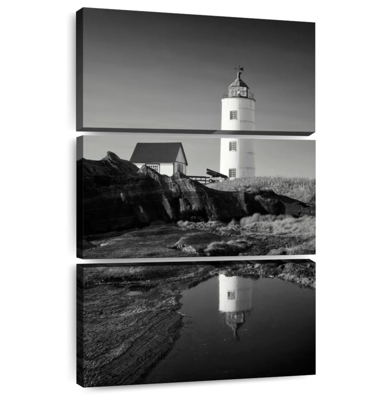 Lilie BW Ile Verte Lighthouse