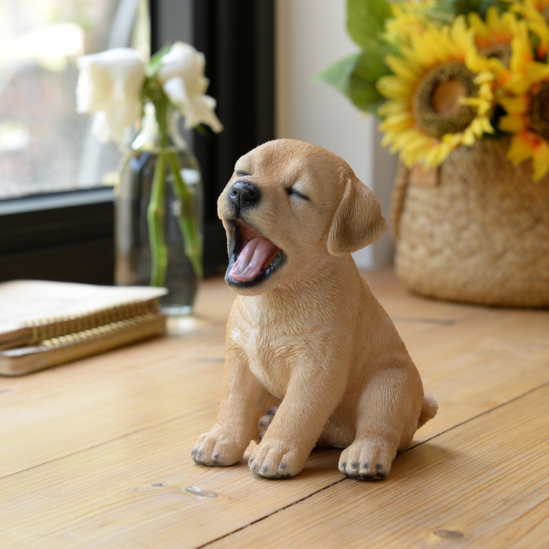 Yawning Labrador (exclusivité Hi-Line)