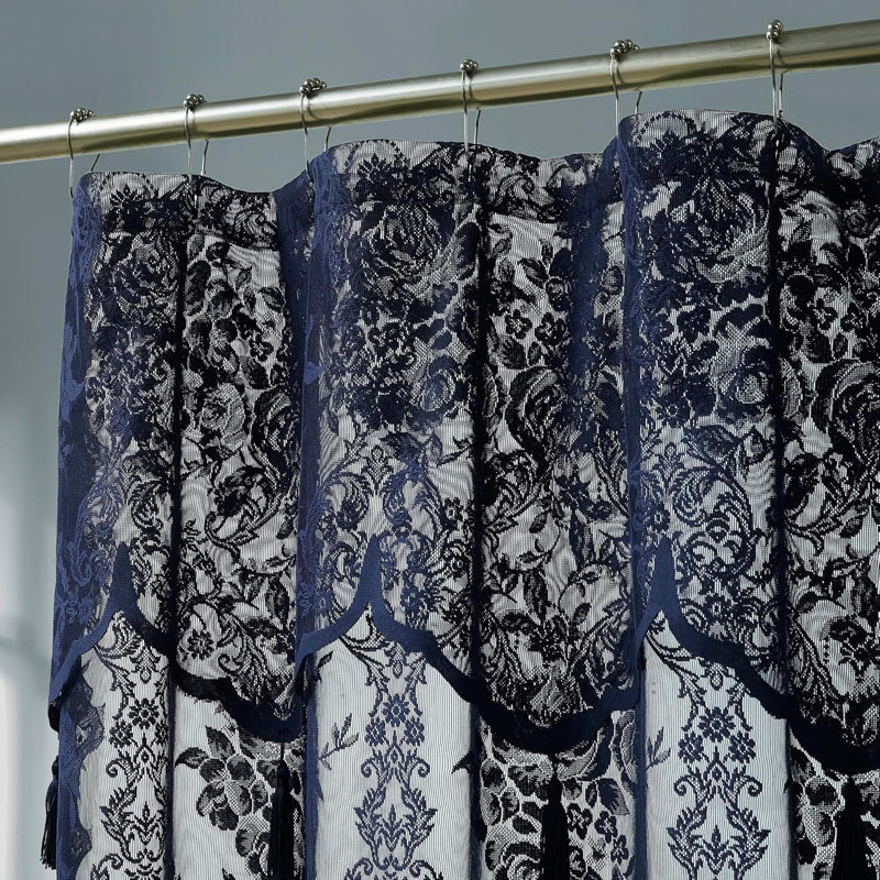  Rideau de douche en dentelle bleu marine Cherrilyn, H 72 po x l 36 po, Marine
