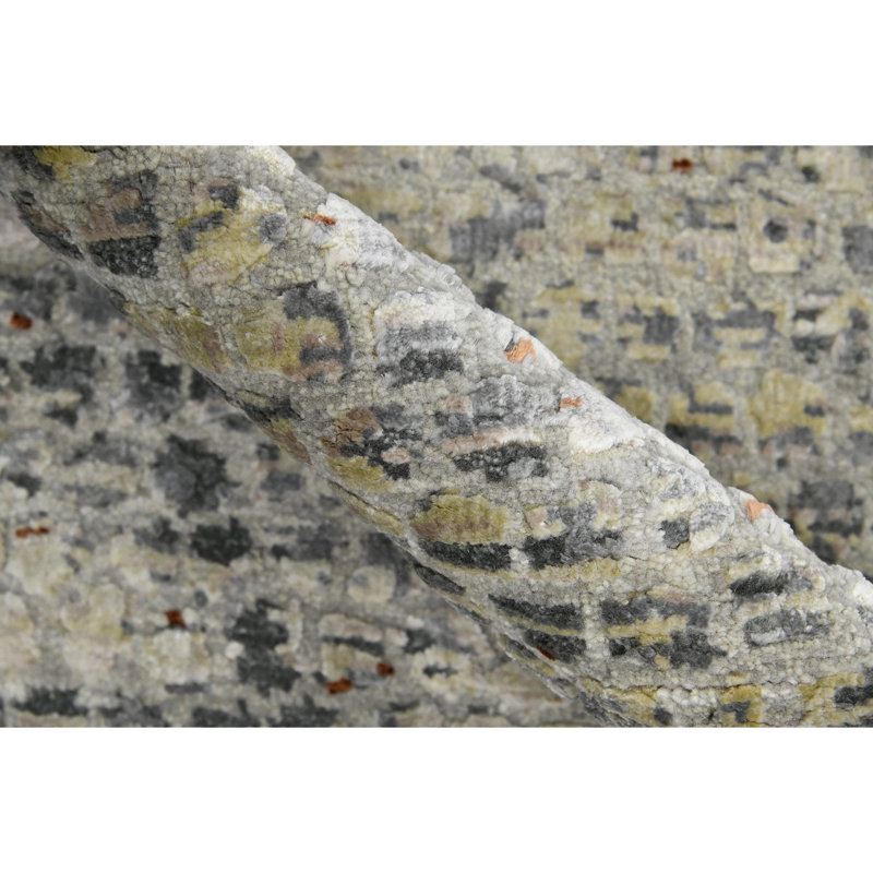 Light Gray Hand-Knotted Wool and Viscose 8'x10' Area Rug