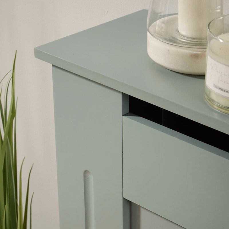 Mathusan Radiator Cover, 81.5cm H x 111.5cm W x 19cm D, Whte