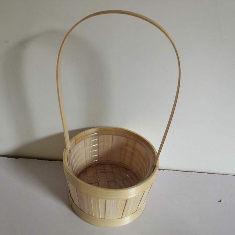 Panier en bambou à long manche, H 13 po x l 6,30 po x P 6,30 po