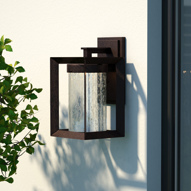Lanterne murale d'extérieur à DEL H 11,75 po Ervine, H 11,75 po x l 6,5 po x P 7 po