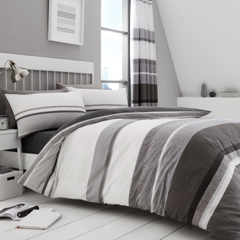 Printed Polycotton Duvet Cover Set with Pillowcases Delivering Lightweight Comfort, Double, Grey