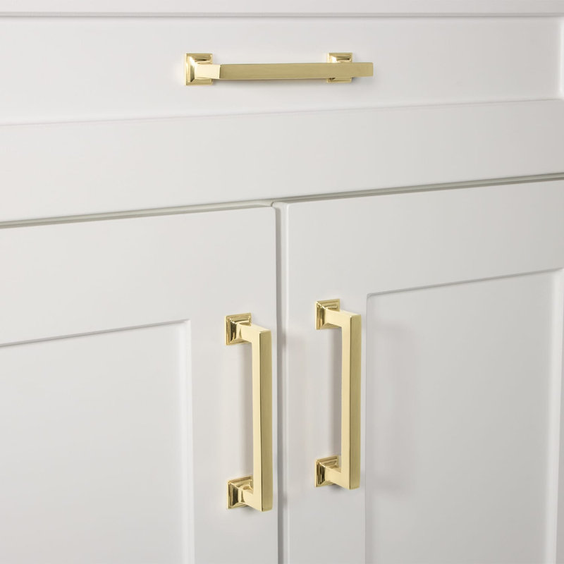 Grandeur Geneva 4" Brass Handle Pull, Polished Brass
