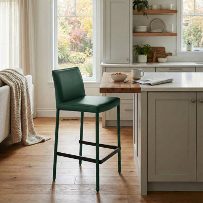 Tabouret de bar en similicuir assemblé de 26 po de hauteur avec siège rembourré et repose-pieds en métal, pour îlot de cuisine