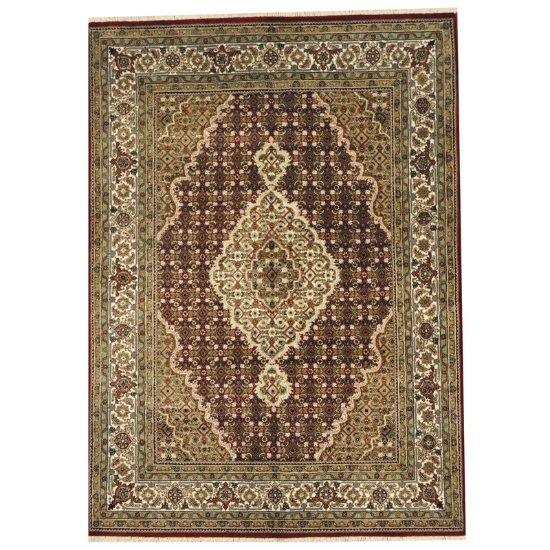 Dessarae Wool Oriental Indoor Rug