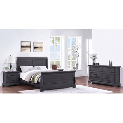 4 Piece Bedroom Set With Two Nightstands, Dresser, And Queen Bedframe