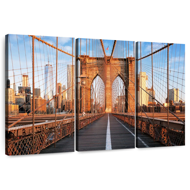 Brooklyn Bridge At Daybreak