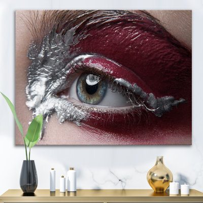 Retouchée - photographie sur toile