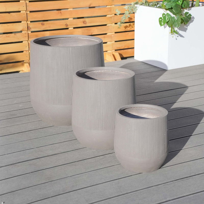 Megaira Concrete Pot Planter