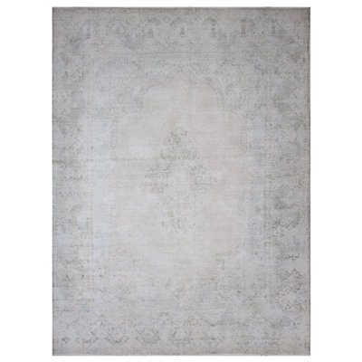 Beyzanur One-of-a-Kind Hand Knotted Rug - Ivory 9x13