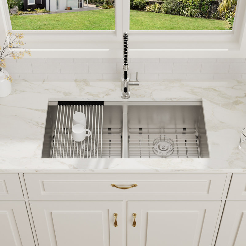 Workstation 30-inch L Undermount 16 Gauge 50/50 Double Bowl Stainless Steel Kitchen Sink with Accessories