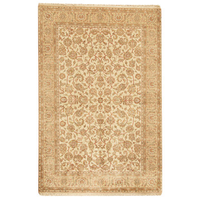 High-Quality Hand-Knotted Ivory And Gold Area Rug