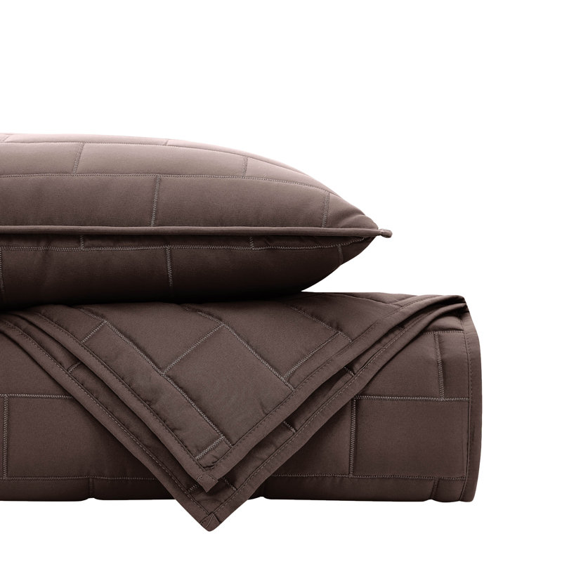 Southshore Fine Linens Brickyard Lightweight Oversized Quilt Set with matching shams, King/Cal. King Quilt + 2 King Shams