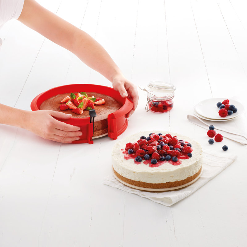 Lékué Springform Cake Mould With Plate, 23 Cm