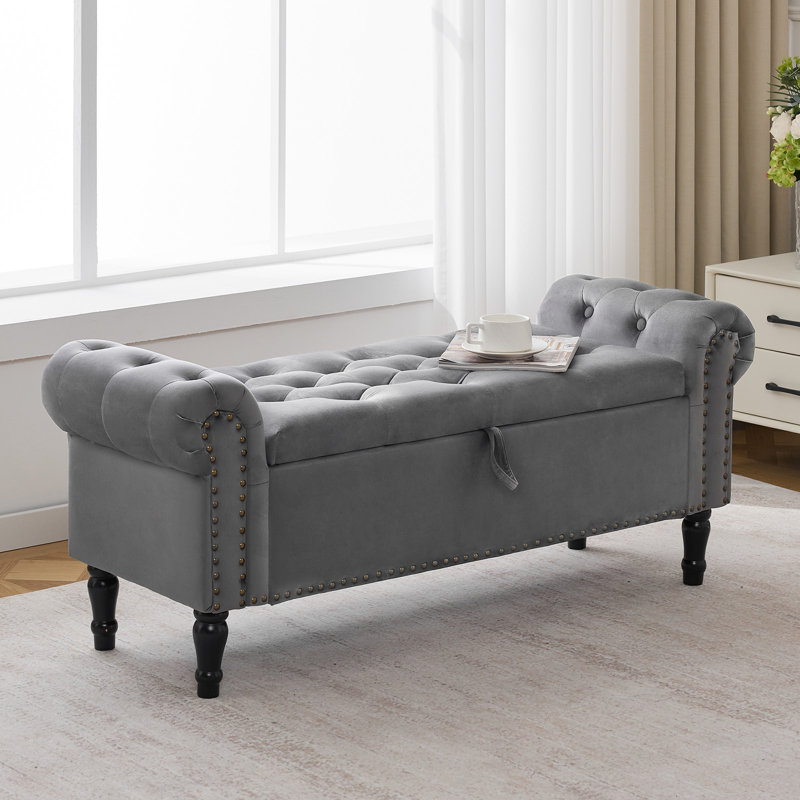 Banc de rangement pour chambre à coucher avec accoudoirs capitonnés et garniture cloutée 51 po Lunara, 51 po de largeur