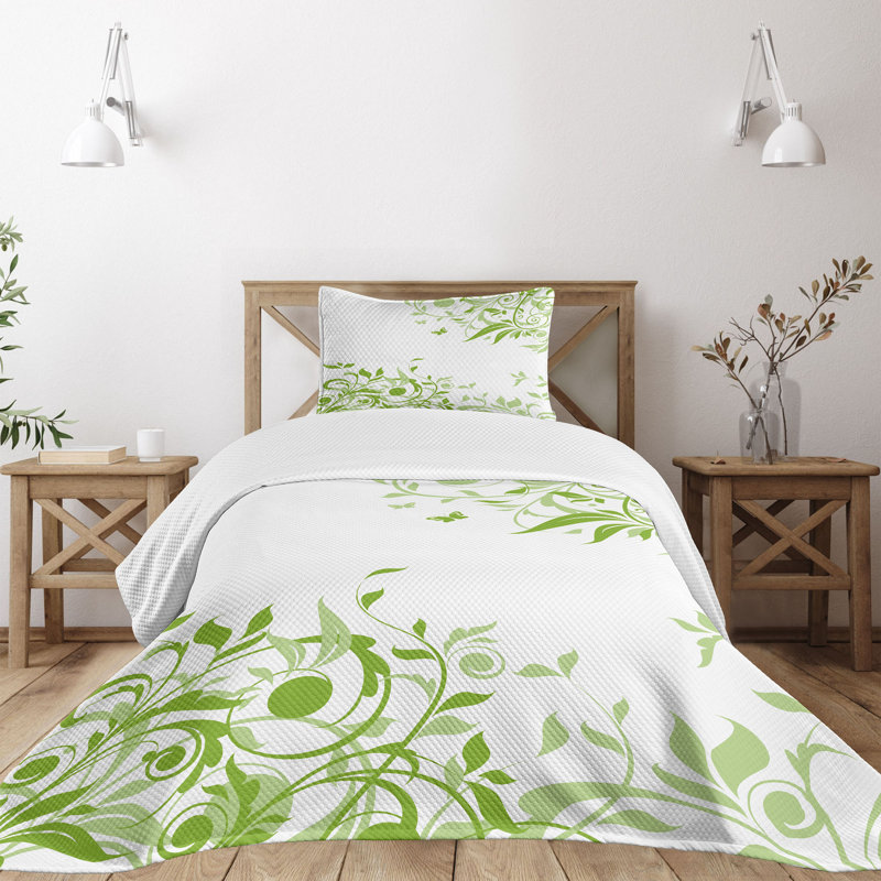 White and Green Twin Quilted Bedspread Set with Pillow Sham